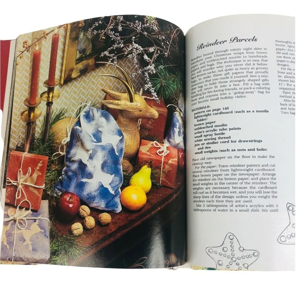 2 Christmas With SOUTHERN‎ LIVING Books 1983 2011 Cookbooks Recipes Decorating